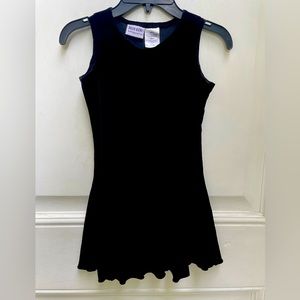 Blueberi Boulevard velvet texture (50 poly / 50 spandex) dress / dance wear 4T